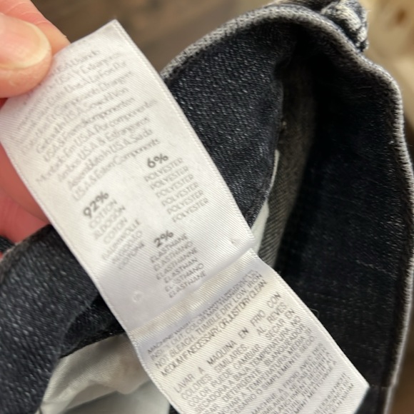 MOTHER Denim The Cha Cha Chew in Leave the Light On (Washed Black/Dark Gray) - Picture 9 of 11